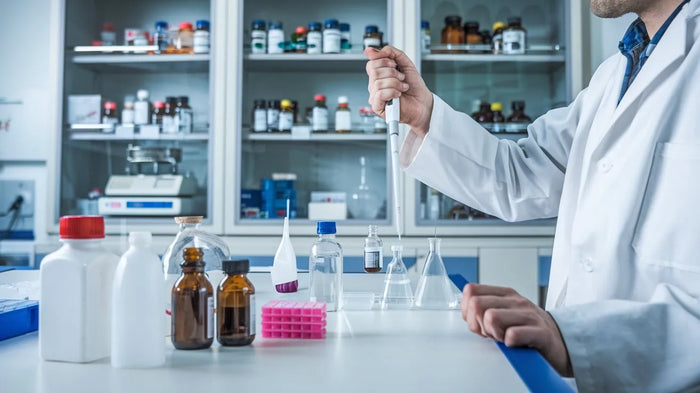 CBD und Cortison - Vorteile, Risiken und Wechselwirkungen